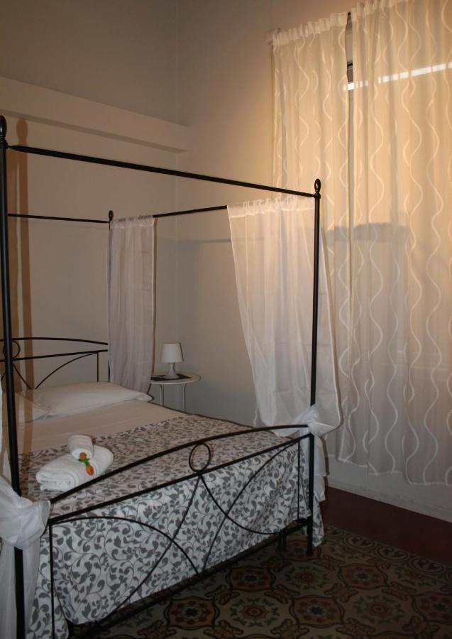 Bed and Breakfast I 2 Puttini à Catane Extérieur photo