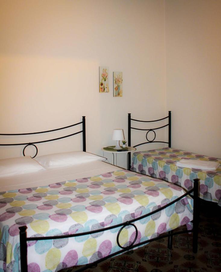 Bed and Breakfast I 2 Puttini à Catane Extérieur photo