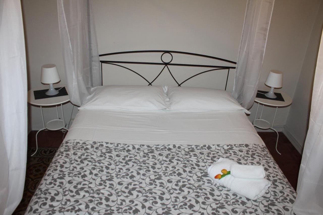 Bed and Breakfast I 2 Puttini à Catane Extérieur photo