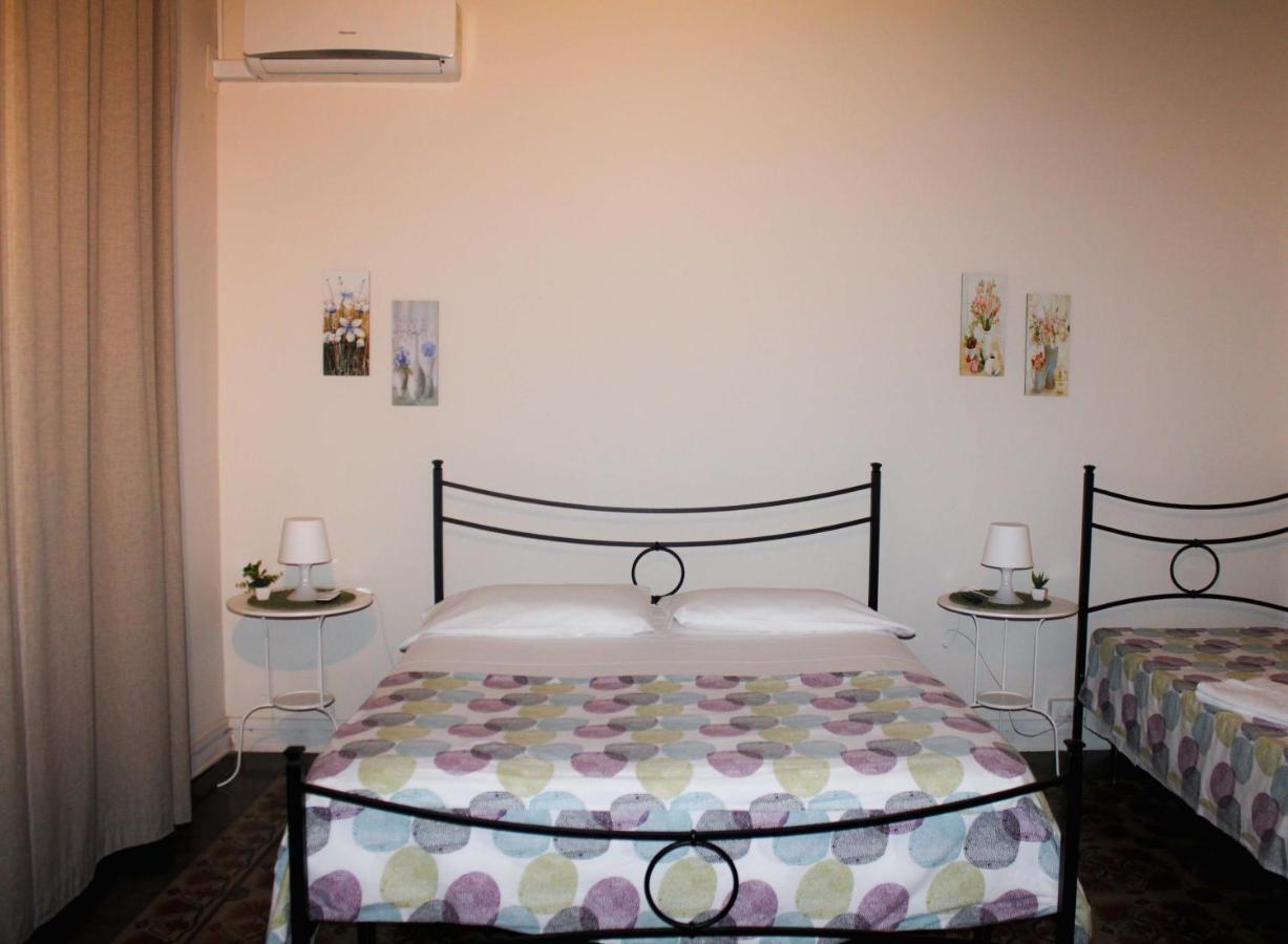 Bed and Breakfast I 2 Puttini à Catane Extérieur photo